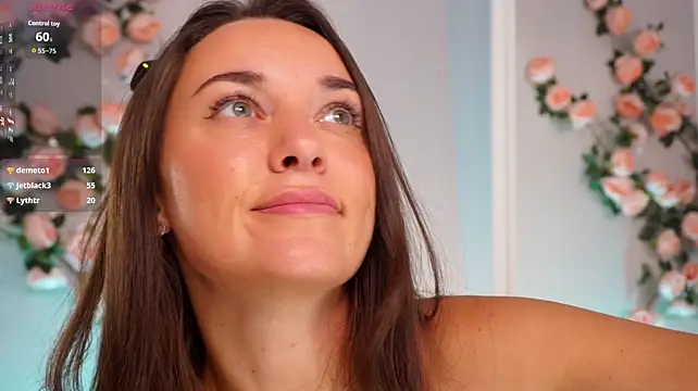 YayMaya Adlı Modelin Canlı XXX Sohbeti