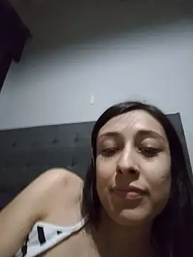 FlorenC17 Chat XXX in diretta