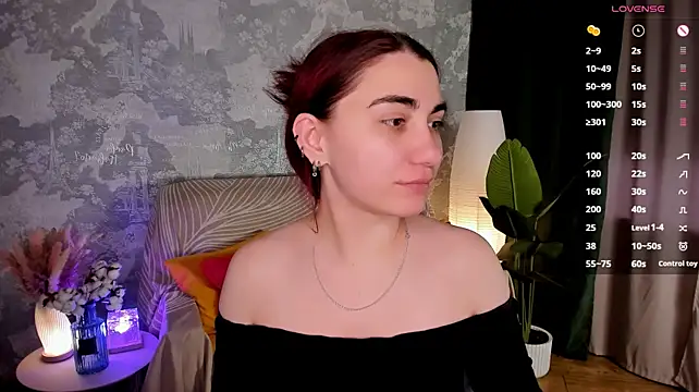 Czat XXX na żywo – hannacheekss_