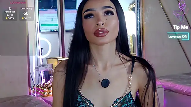 AishaSkye – Naživo XXX chat