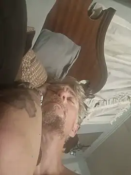 19JaSon83's Live XXX Chat