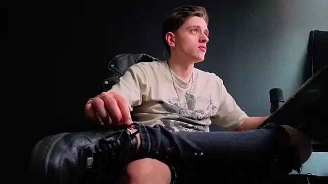 XXX chat uživo modela FelixStarkk