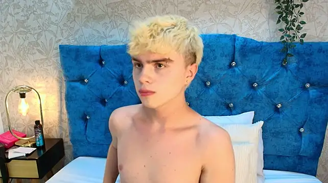Chat +18 de Ian_Stone ao vivo