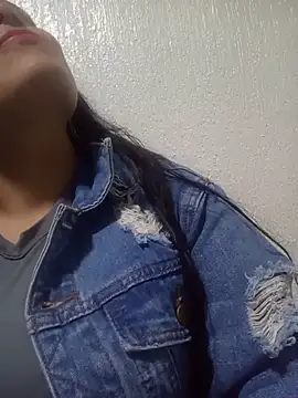 Chat XXX ao vivo de nyxara_fairy