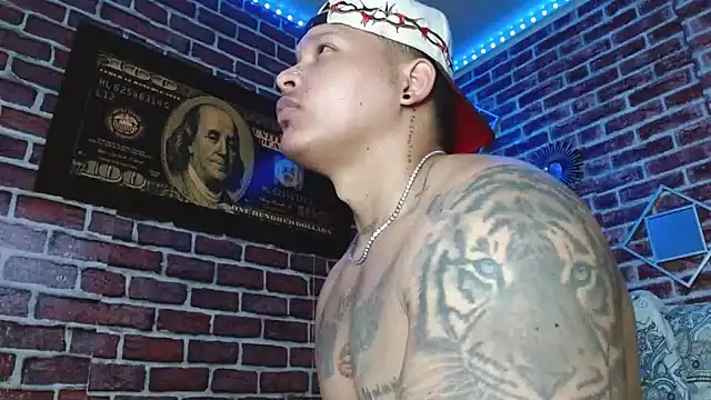 แชท XXX สดของ jordan_bigcock_