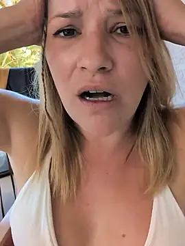 Pxetiteblonde1's Live XXX Chat