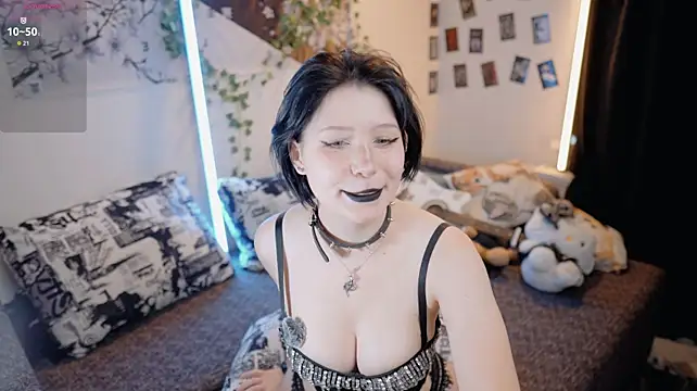 Nickari's Live XXX Chat