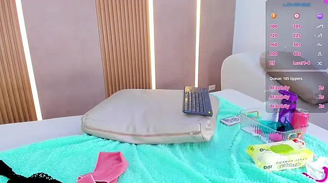 Živý XXX chat nahomi_baxter