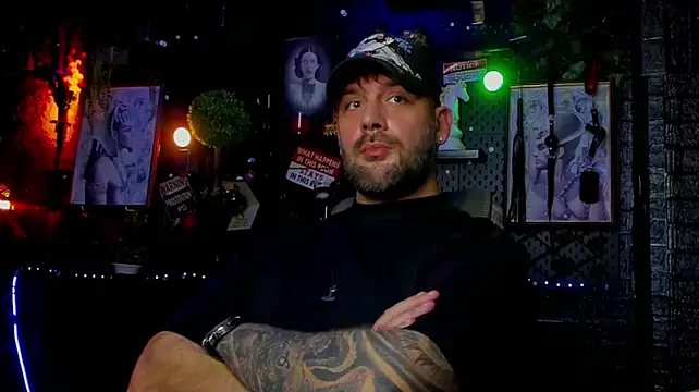 LexHardy's Live XXX Chat