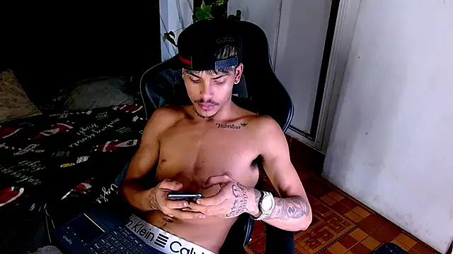 Angel_foxc13 Chat XXX live