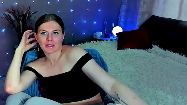 JinnaGreat's Live XXX Chat