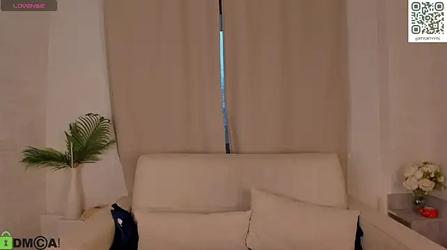 SweetLunari's Live XXX Chat