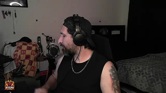 Czat XXX na żywo – DevilPup75_