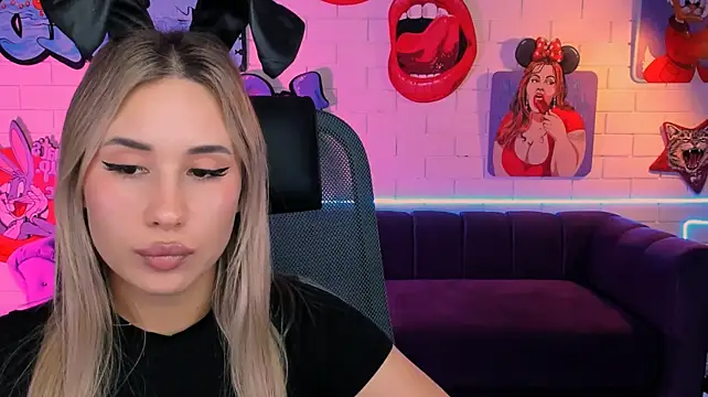 BettyRemz Chat XXX live
