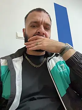 دردشة GipsyKingRo الجنسية المباشرة