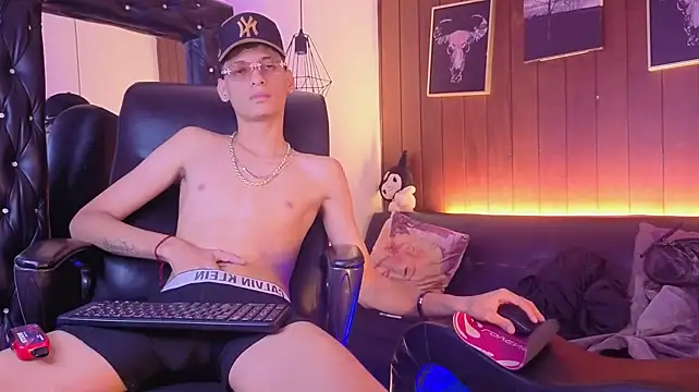 Samy_ath Live XXX Chat