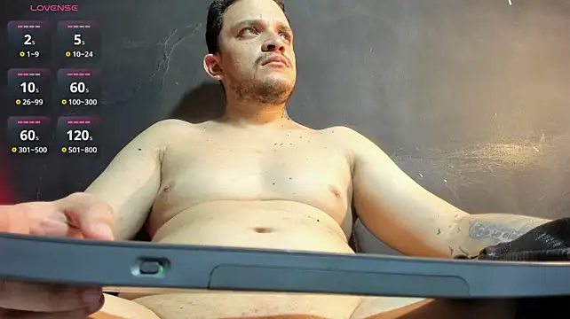 دردشة Tonny_paganni الجنسية المباشرة