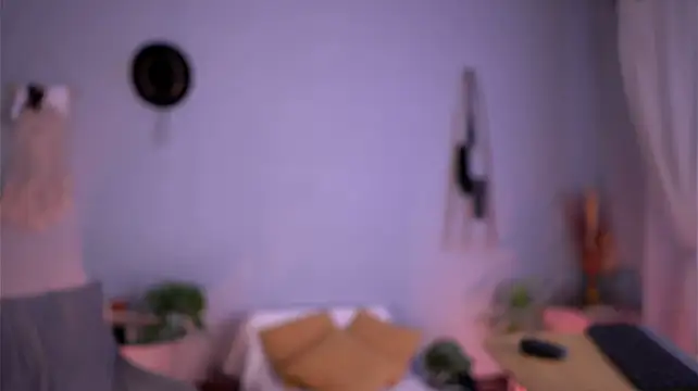 Chat +18 de PureEllieX ao vivo