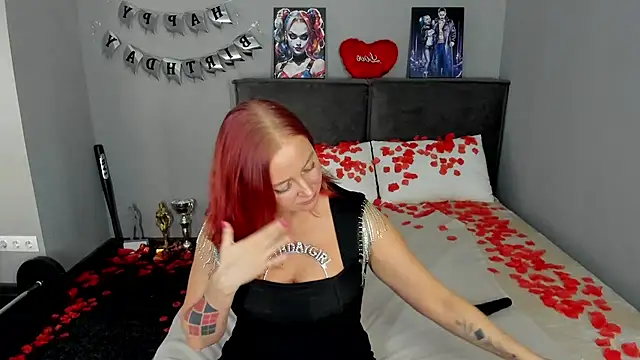 MuscleXXXBarbie Chat XXX in diretta
