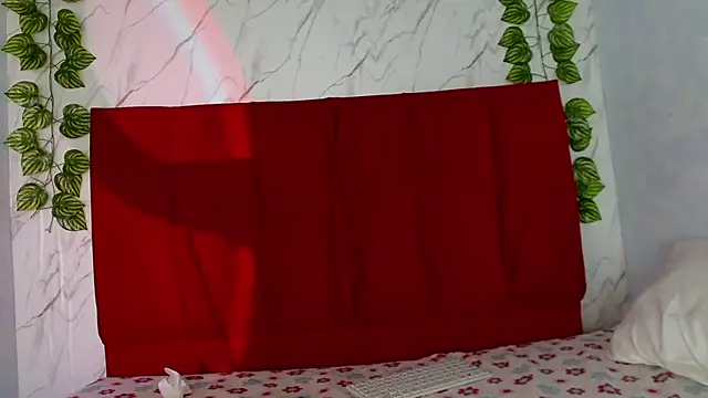 Živý XXX chat aylin_monroe