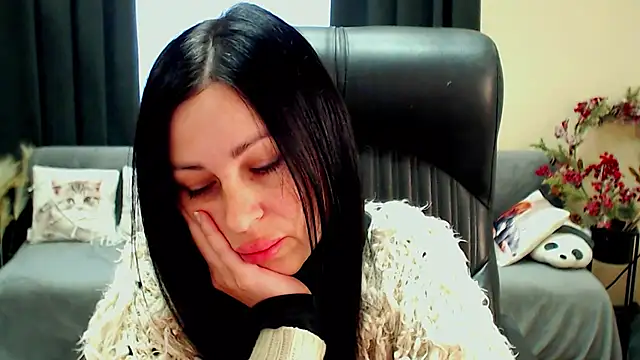 SweetLouise_ Adlı Modelin Canlı XXX Sohbeti