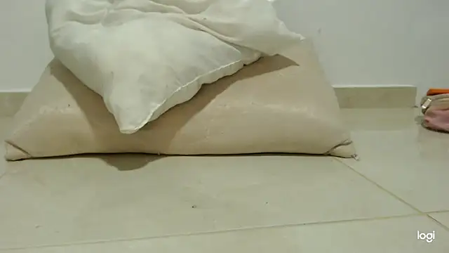 staylor29 Live XXX-Chat
