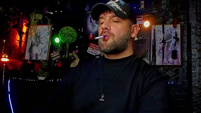 LexHardy Chat XXX live