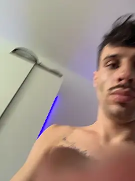 Chat XXX Live slaamdopee