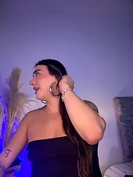 saracaball_ Adlı Modelin Canlı XXX Sohbeti