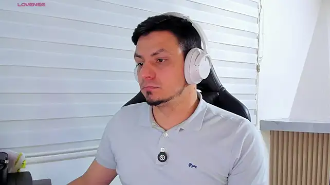 XXX chat uživo modela Rick_Adams