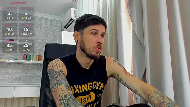Chat XXX ao vivo de JonahShaw