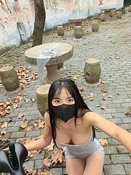 xiao-Lin Chat XXX in diretta