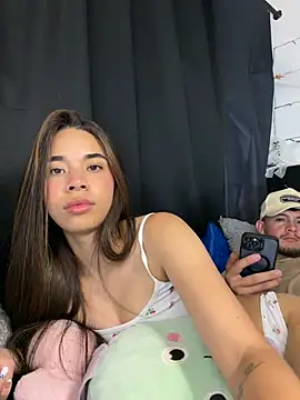 Czat XXX na żywo – Milleradhara24