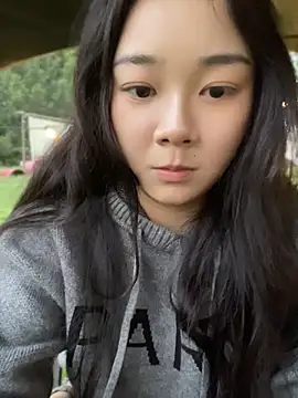 Luna-girl Adlı Modelin Canlı XXX Sohbeti
