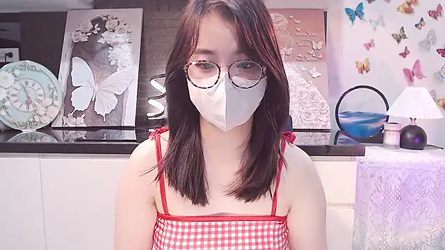 XXX chat uživo modela Rinasaki