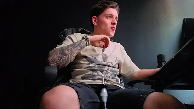 FelixStarkk élő XXX-chatje