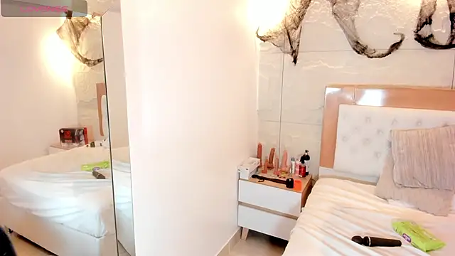 NINAMARTINS – Naživo XXX chat