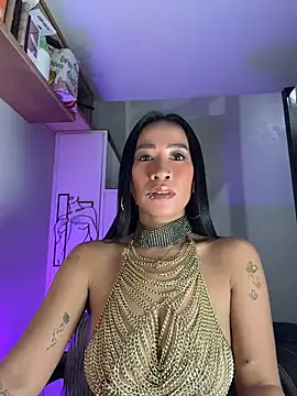 Chatroom XXX en direct de AsianMilfSheryl