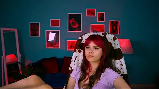 EvaThopson Chat XXX in diretta