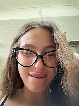 Coconut_milk Chat XXX in diretta