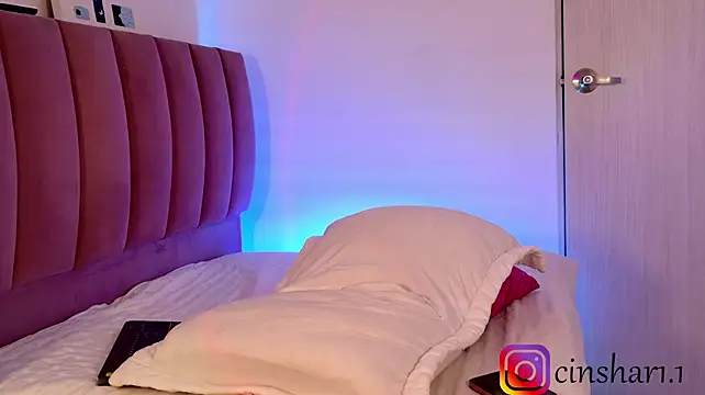 cinshar's Live XXX Chat
