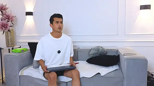 jamescoopervg Live XXX Chat