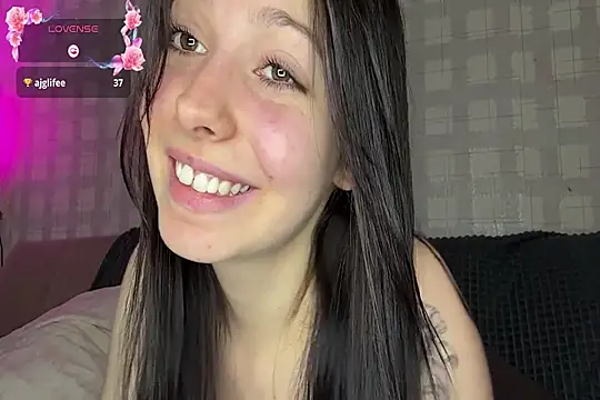 OthaNgvyen Live XXX-Chat