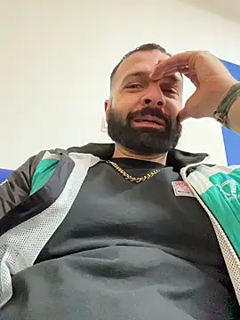 GipsyKingRo Chat XXX in diretta