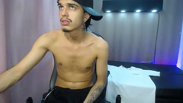 Tayson_Hot Live XXX Chat