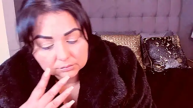 Chat XXX en directo de SelenaNoctis