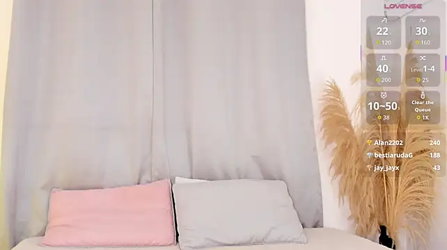 Mia_dolls18's Live XXX Chat