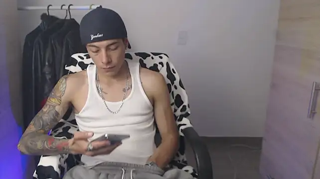 XXX chat uživo modela chomelo6