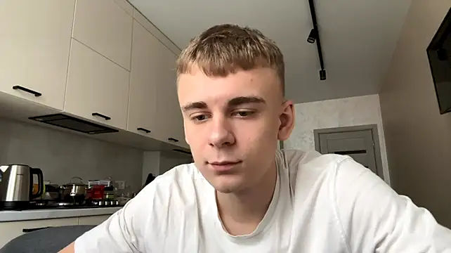 XXX chat uživo modela SoloFury