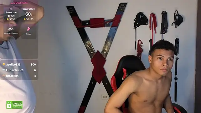 GoldenBoyDuo Chat XXX live